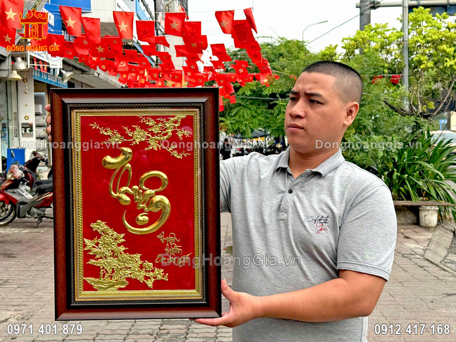 Tranh chữ thuận thư pháp mạ vàng là dòng sản phẩm tranh đồng cao cấp